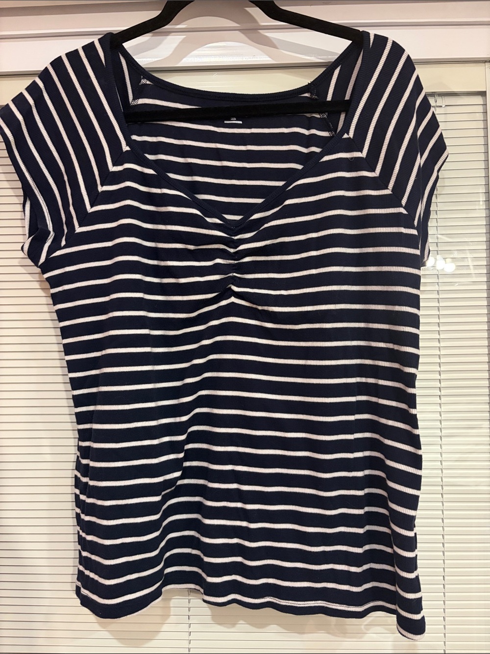Old Navy Striped V Neck Top Size XXL